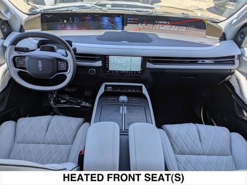 New 2026 Lincoln Navigator L Black Label AWD/4WD image 11