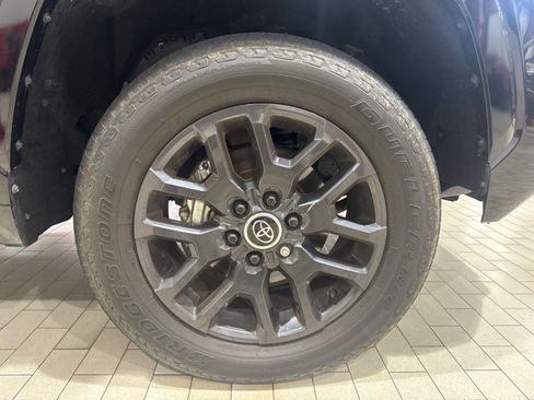 Used 2024 Toyota Tundra Platinum AWD/4WD image 49