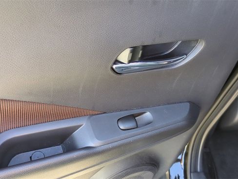 Used 2021 Nissan Kicks SR w/ Interior Electronics Package image 13