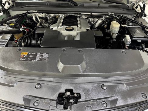 Used 2016 Cadillac Escalade ESV Premium image 82