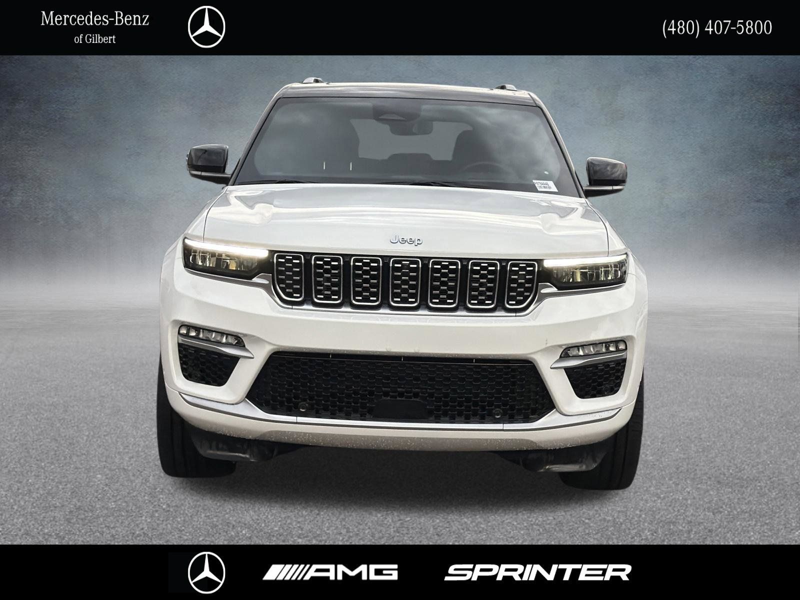 Used 2023 Jeep Grand Cherokee Summit AWD/4WD image 2