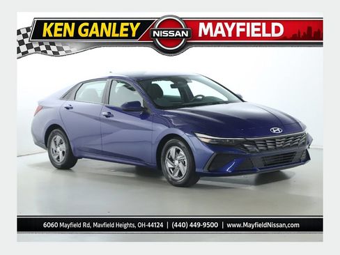 Used 2024 Hyundai Elantra SE FWD image 1