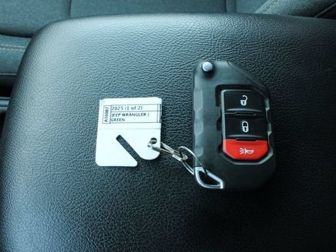 Used 2025 Jeep Wrangler Sport AWD/4WD image 25