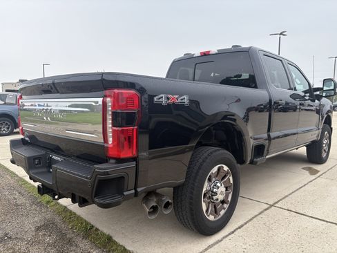 Used 2024 Ford F250 King Ranch AWD/4WD image 4