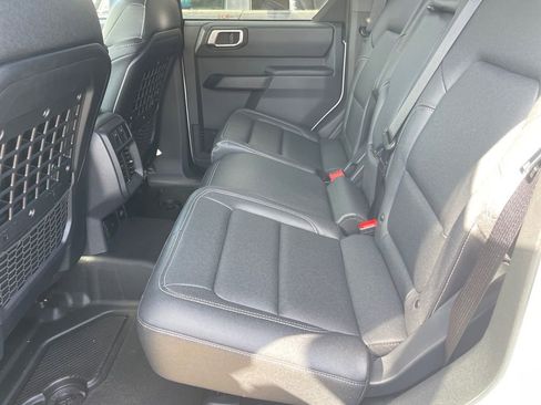 New 2025 Ford Bronco Big Bend w/ Black Diamond Package image 8