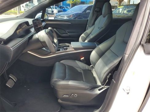 Used 2023 Tesla Model X image 16