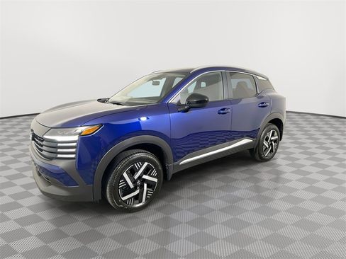 New 2026 Nissan Kicks SV image 4