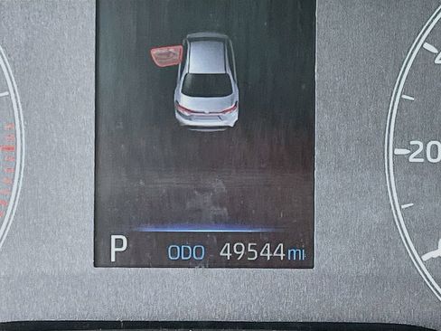 Used 2024 Toyota Corolla LE FWD image 12