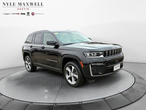 New 2026 Jeep Grand Cherokee Limited image 2