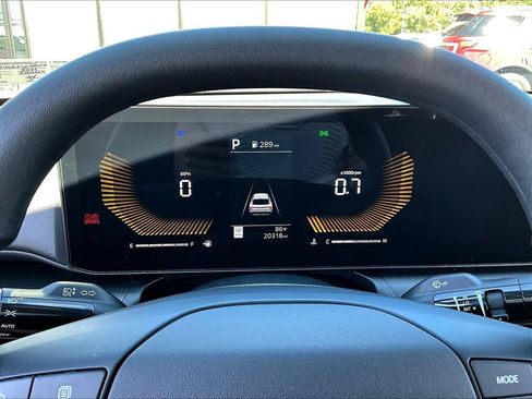 Used 2025 Kia K4 FWD image 13