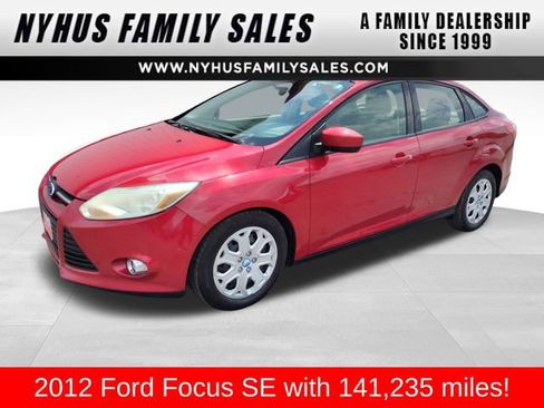 Used 2012 Ford Focus SE image 1