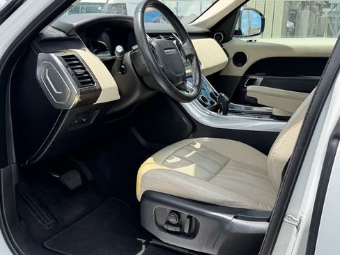 Used 2020 Land Rover Range Rover Sport HSE AWD/4WD image 13
