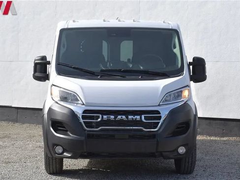 Used 2025 RAM ProMaster 2500 w/ U-Haul Equipment Group FWD image 7
