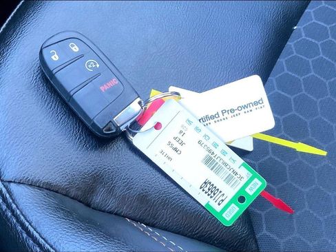 Certified 2018 Jeep Compass Latitude w/ Popular Equipment Group image 12