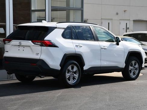 Used 2025 Toyota RAV4 XLE AWD/4WD image 7