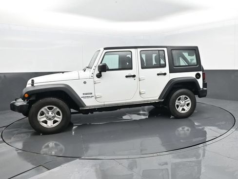 Used 2017 Jeep Wrangler Unlimited Sport AWD/4WD image 2