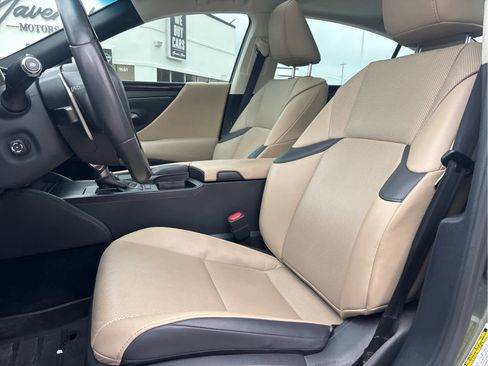 Used 2020 Lexus ES 350 w/ Premium Package FWD image 6