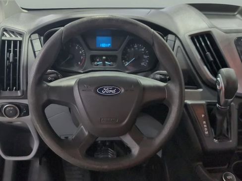 Used 2018 Ford Transit 150 130 Low Roof RWD image 9