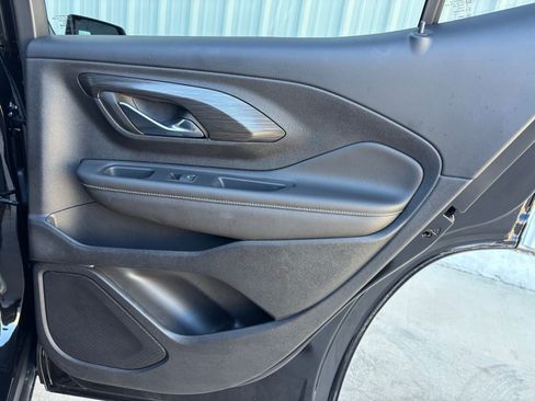 Used 2022 GMC Terrain SLE w/ Driver Convenience Package image 32