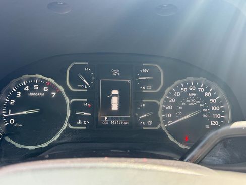 Used 2018 Toyota Tundra SR5 image 15