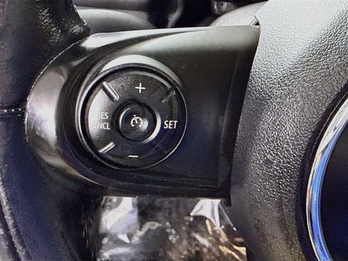 Used 2018 MINI Cooper Countryman FWD image 14