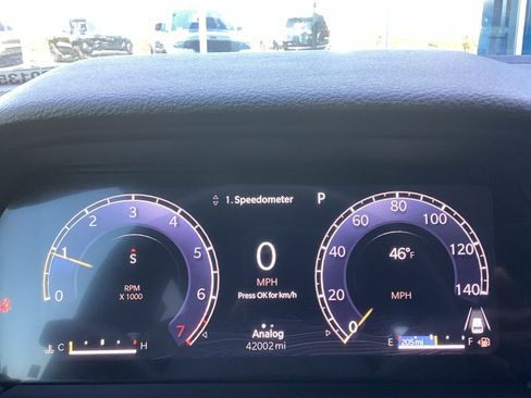 Used 2024 Jeep Grand Cherokee L Laredo image 7