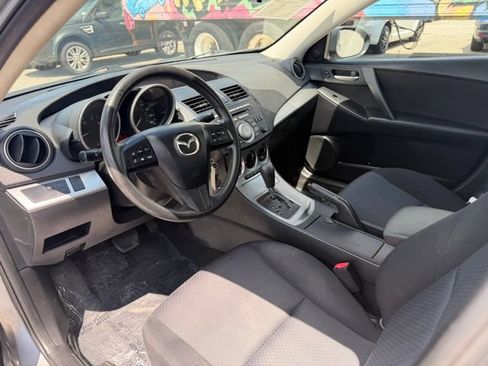 Used 2010 MAZDA MAZDA3 i Touring FWD image 7