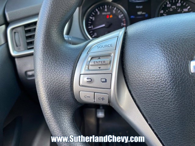 Used 2015 Nissan Rogue SV AWD/4WD image 21
