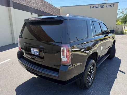 Used 2017 GMC Yukon SLT RWD image 7