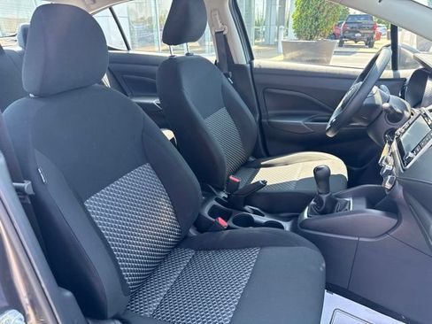 Used 2024 Nissan Versa S FWD image 22