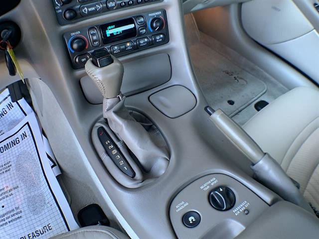 Used 2003 Chevrolet Corvette Coupe w/ Preferred Equipment Group RWD image 18