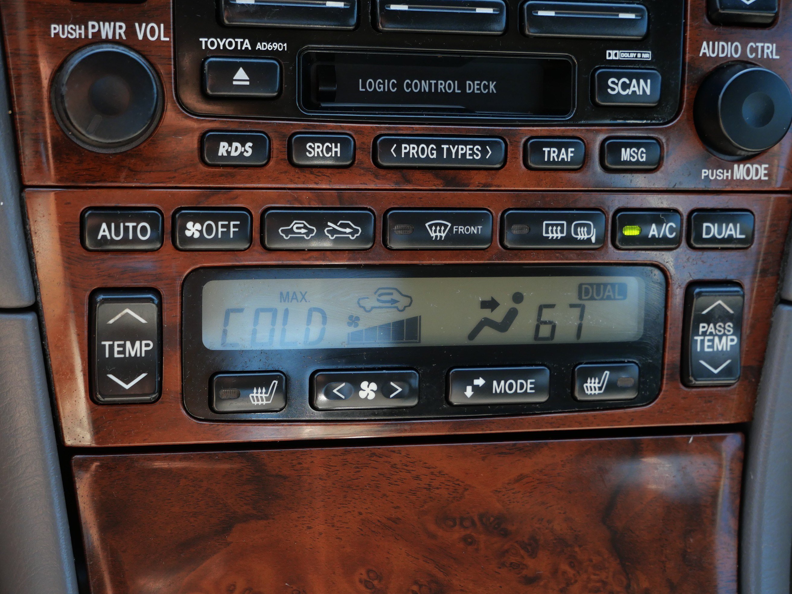 Used 2003 Toyota Avalon XLS FWD image 24