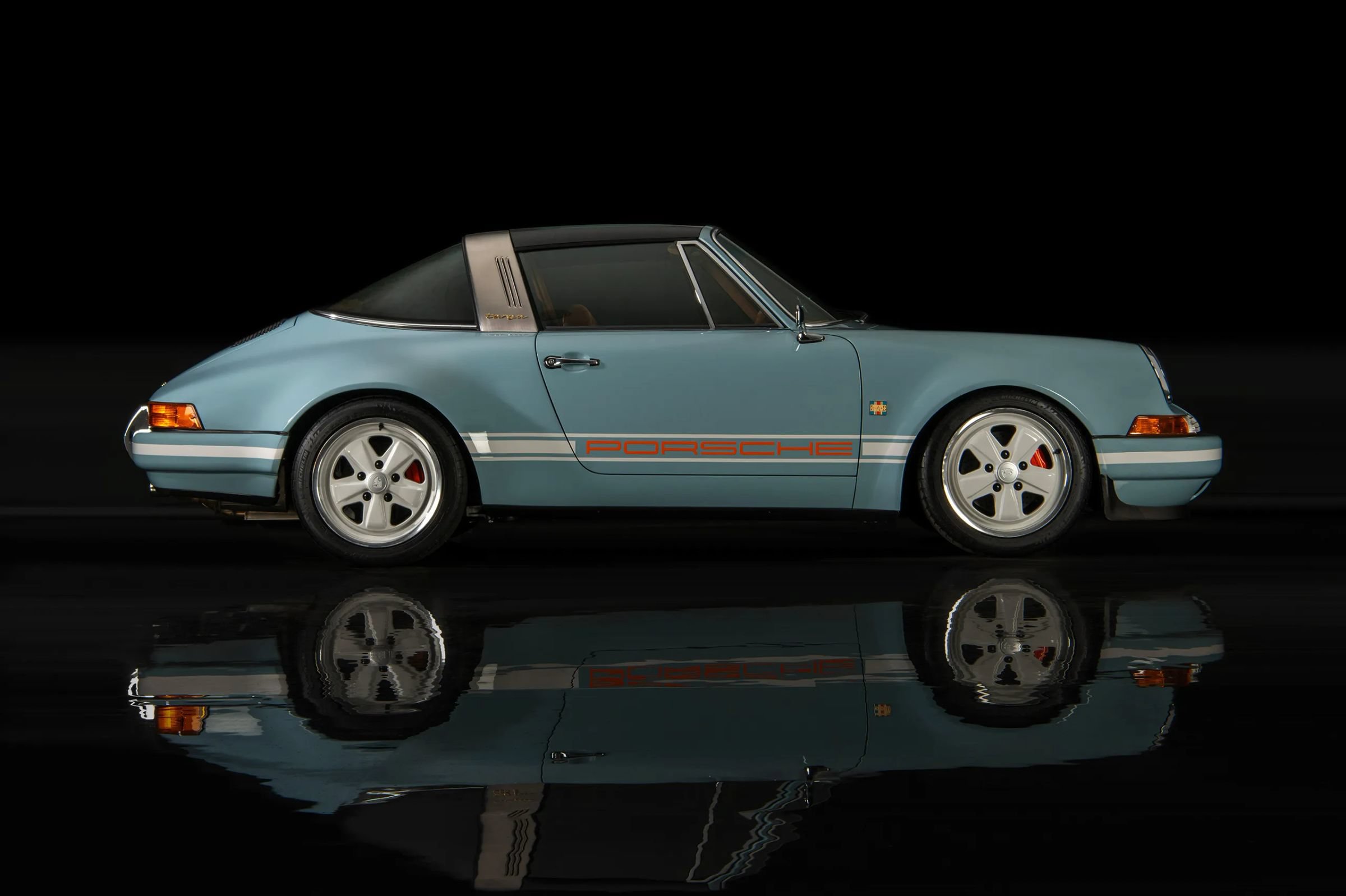 Used 1995 Porsche 911 Cabriolet image 1