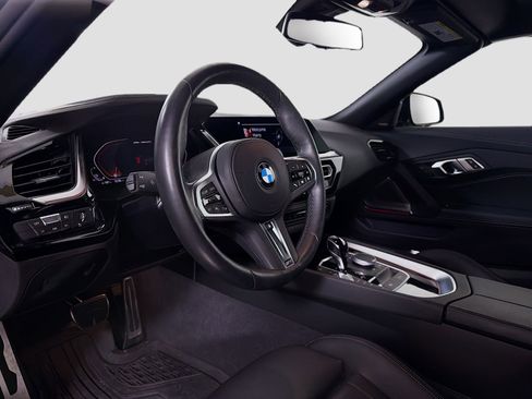 Used 2023 BMW Z4 M40i w/ Premium Package RWD image 18