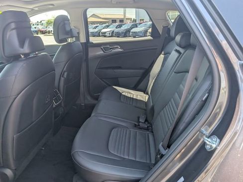 Used 2024 Kia Sportage SX AWD/4WD image 9