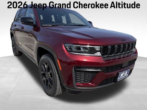 New 2026 Jeep Grand Cherokee Altitude image 1
