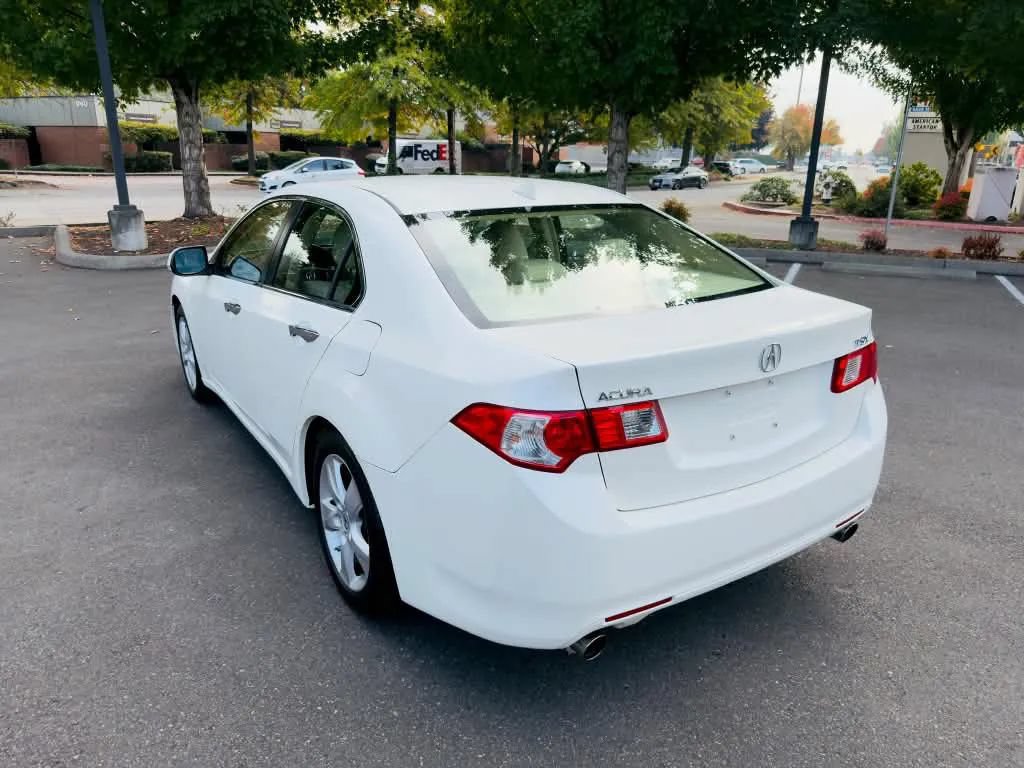 Used 2010 Acura TSX Sedan FWD image 3