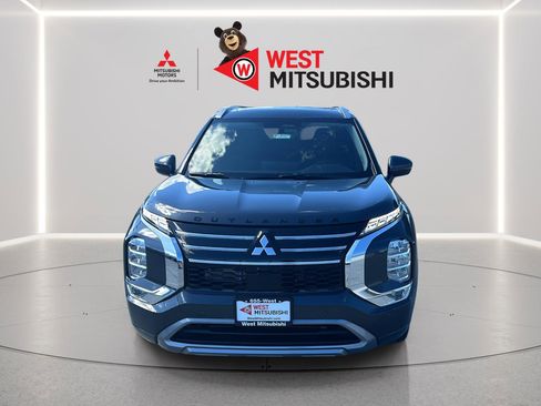 New 2026 Mitsubishi Outlander SEL image 2