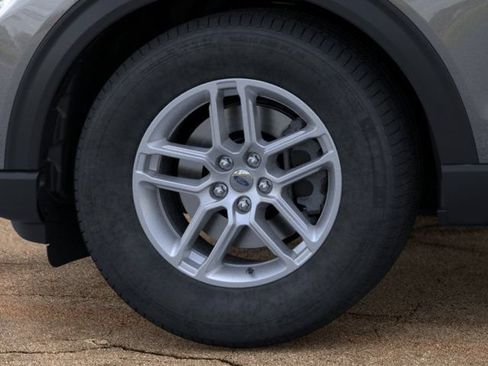 New 2026 Ford Explorer Active RWD image 19