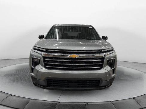 New 2026 Chevrolet Traverse LT w/ Driver Confidence Package image 7