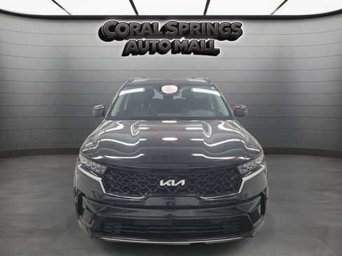 Used 2023 Kia Sorento S FWD image 2