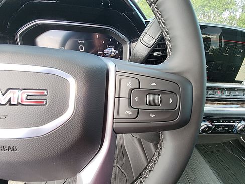 New 2026 GMC Sierra 1500 SLE image 20