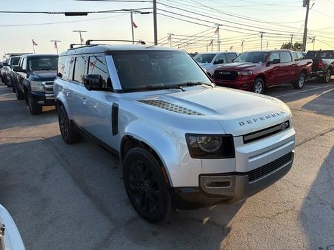 Used 2024 Land Rover Defender 130 X-Dynamic SE AWD/4WD image 1