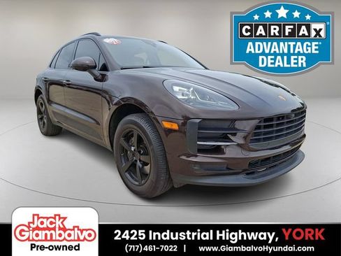 Used 2021 Porsche Macan AWD/4WD image 1
