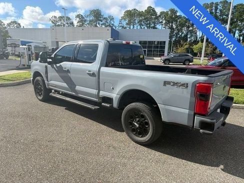 Used 2024 Ford F250 Lariat w/ Lariat Ultimate Package AWD/4WD image 9