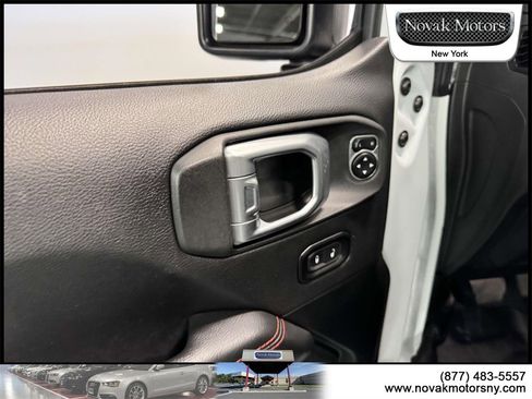 Used 2020 Jeep Wrangler Unlimited Rubicon w/ Dual Top Group image 13