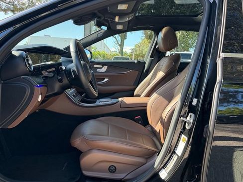 Used 2023 Mercedes-Benz E 450 4MATIC Sedan image 10