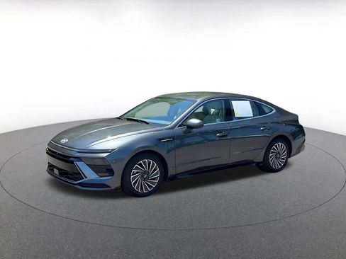 Used 2025 Hyundai Sonata SEL FWD image 8