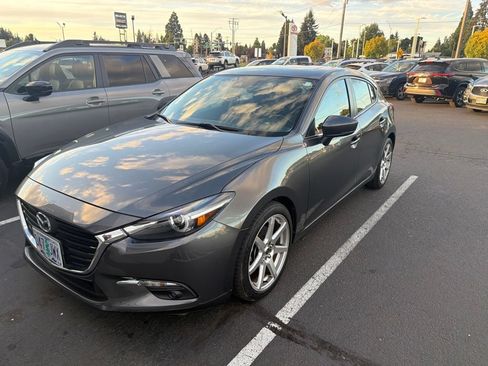 Used 2017 MAZDA MAZDA3 Grand Touring w/ Premium Equipment Package FWD image 7
