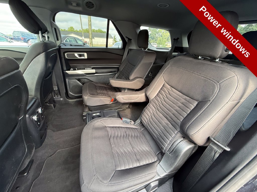 Used 2020 Ford Explorer XLT AWD/4WD image 32